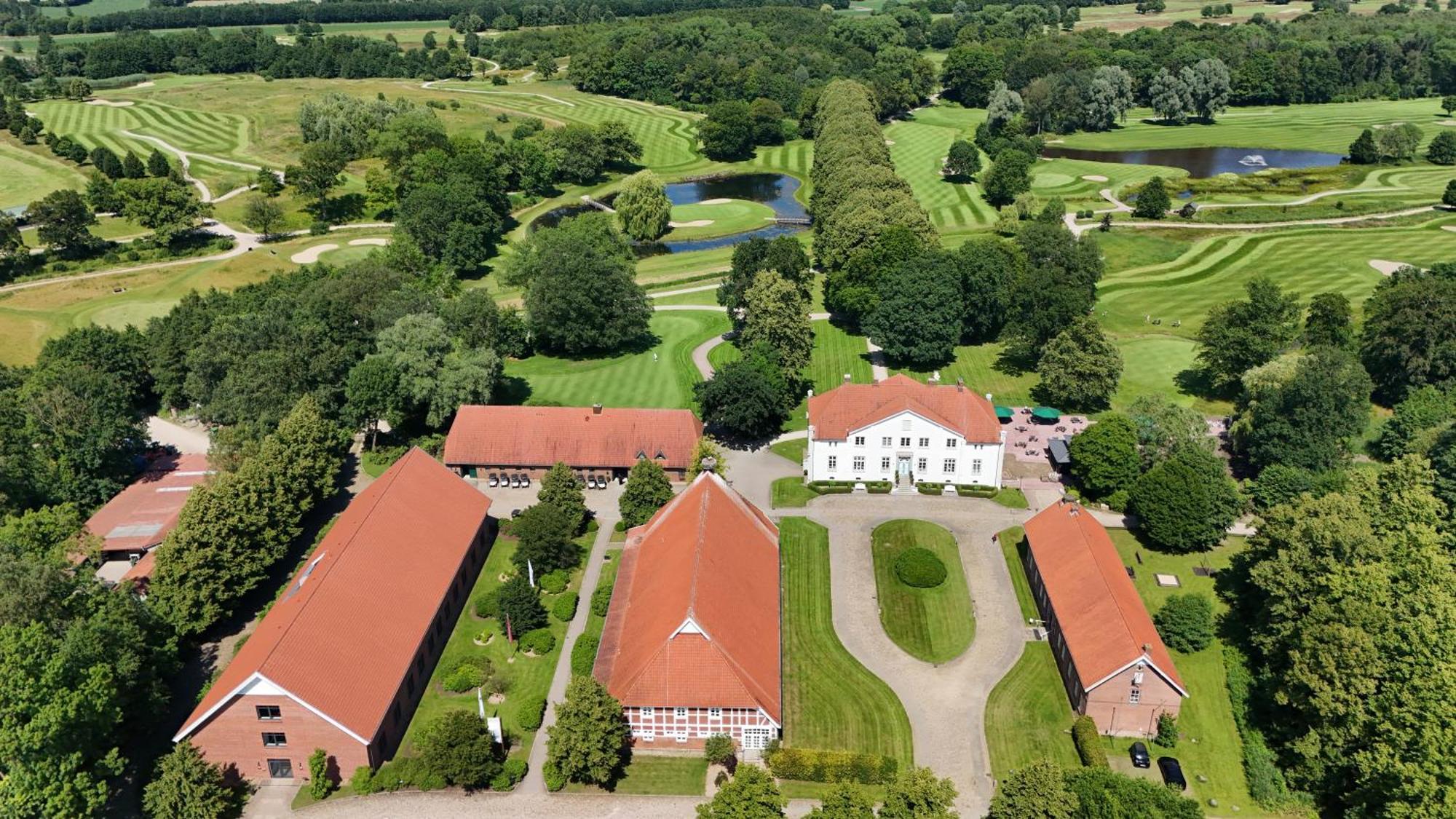 Hotel&Gästehaus Gut Kaden Alveslohe Exterior foto